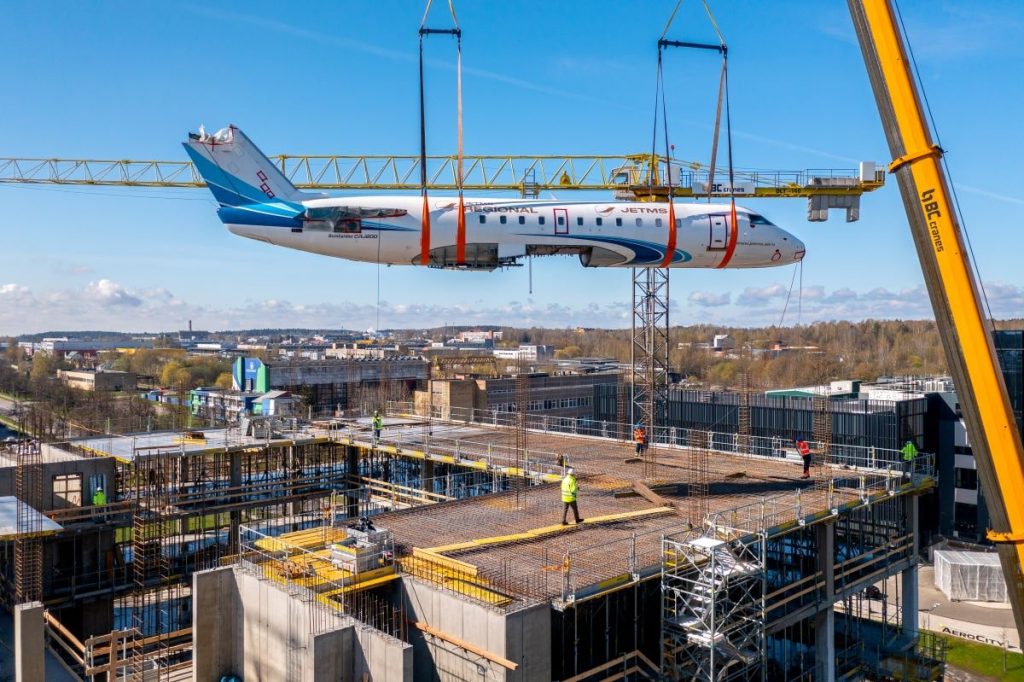 Unparalleled architectural project ‘lands’ a real jet inside a building